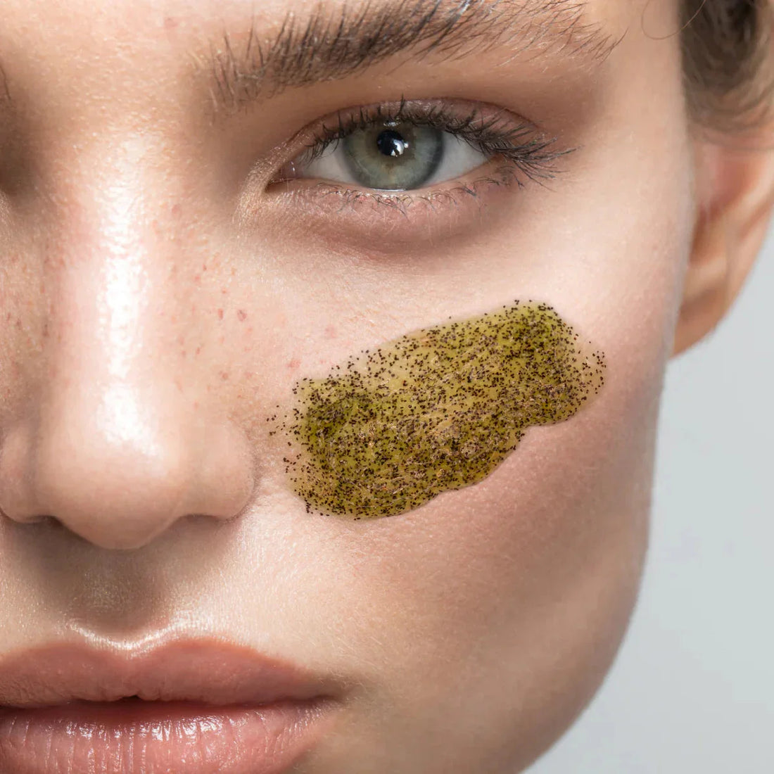 Gezichtsscrub Aloe Vera en Bamboe 100ml Labnatur Labnatur Nederland