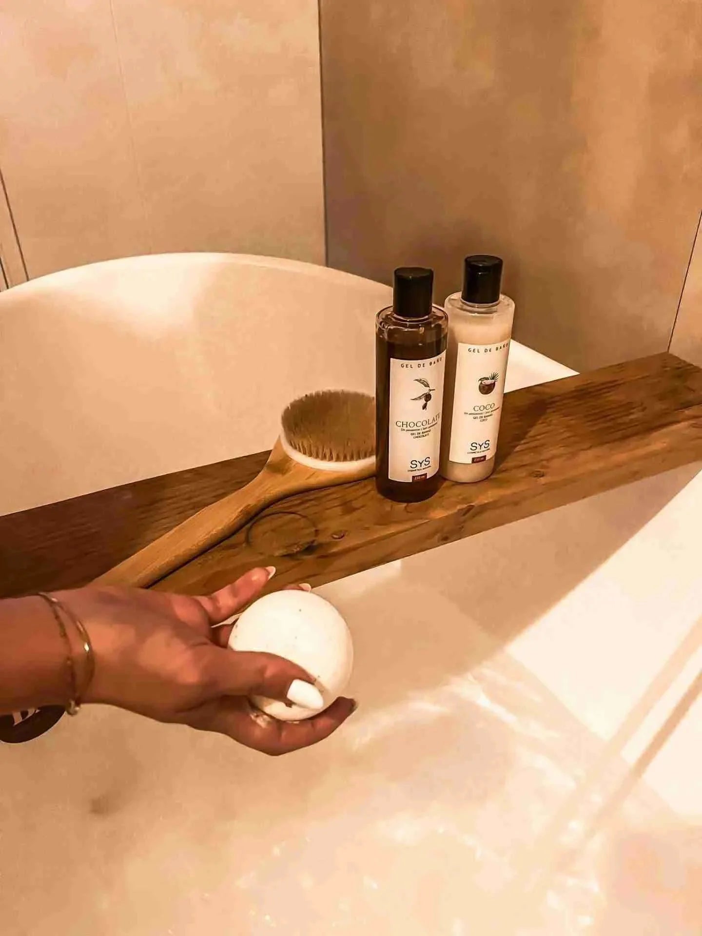 Bruisbal voor in bad Kokos 140gr SYS Labnatur Nederland